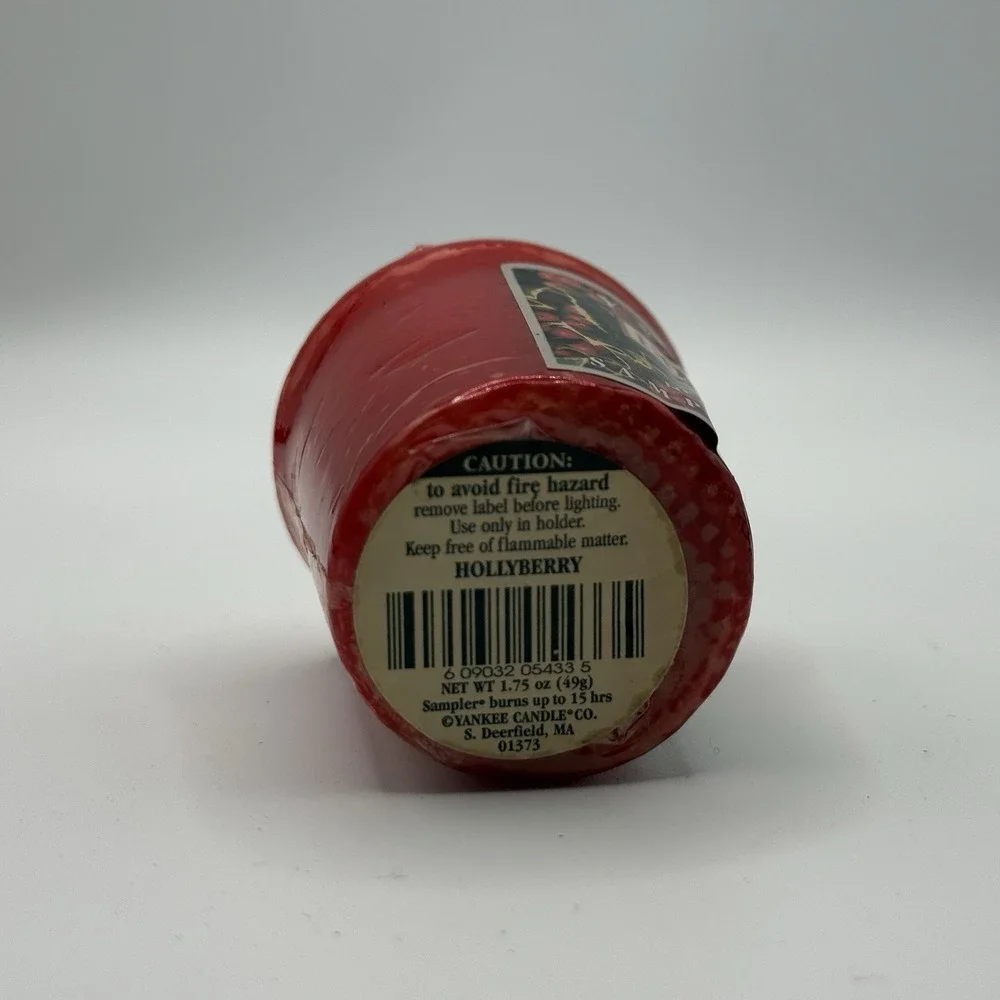 Yankee Candle Hollyberry Discontinued Retired‎ Sampler Candle 1.75 oz